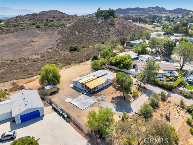 33310 Homestead Lane, Wildomar CA: https://media.crmls.org/medias/96ae78ee-2edf-4069-8435-f39810eb6ab0.jpg