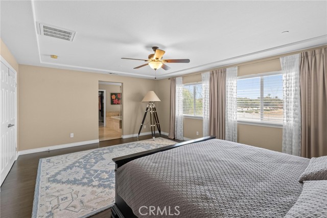 5381 Campania Way, Fontana CA: https://media.crmls.org/medias/96ae981b-9192-4623-b405-1d1851cdc628.jpg