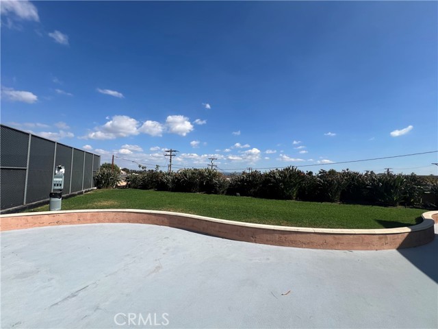 580 W Main, Alhambra CA: https://media.crmls.org/medias/96aea1b7-5d30-4ae1-8d10-ccdda0fb6f04.jpg