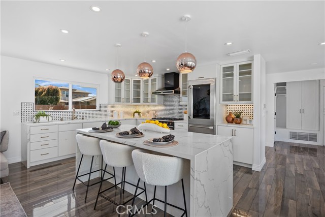496 E 16th, Costa Mesa CA: https://media.crmls.org/medias/96afb4b4-ad44-4555-b4bb-8962828588fe.jpg