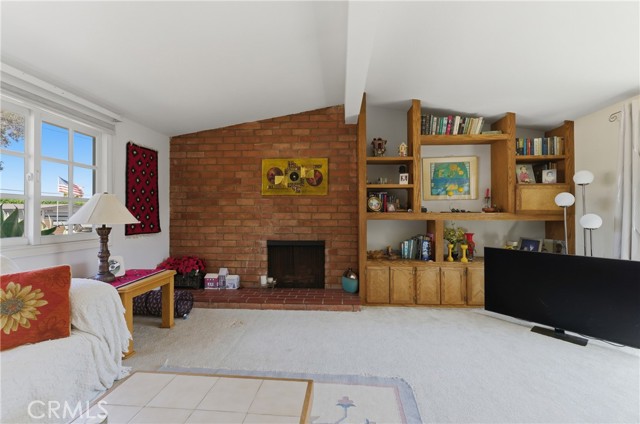 Detail Gallery Image 5 of 42 For 3030 Samoa, Costa Mesa,  CA 92626 - 4 Beds | 3 Baths