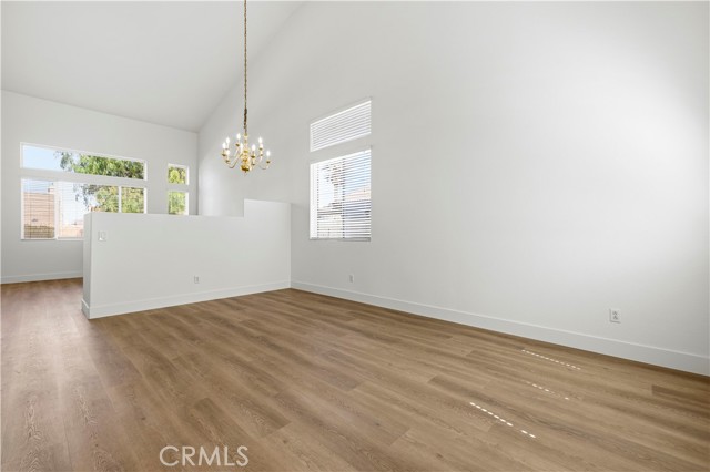 Detail Gallery Image 17 of 60 For 5319 Essex, Palmdale,  CA 93552 - 4 Beds | 3 Baths