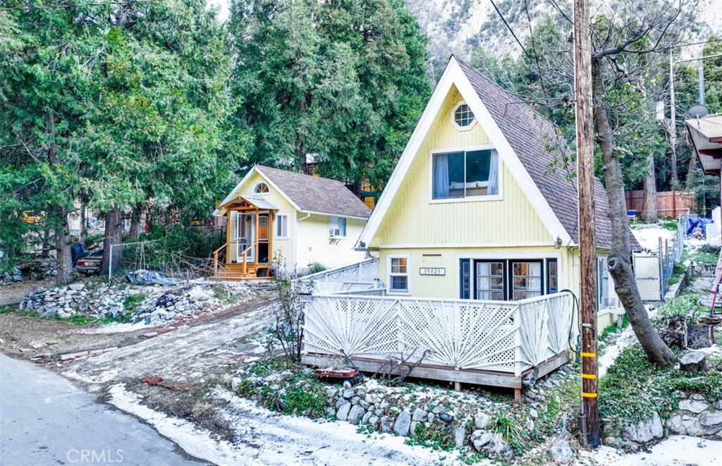 39429 Canyon Drive, Forest Falls, CA 92339