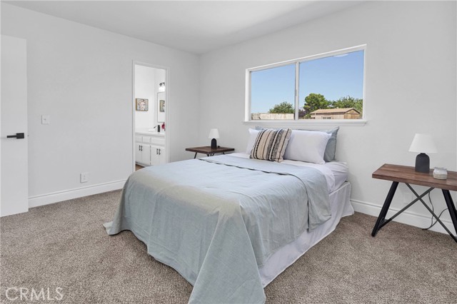 21229 Balsa Street, Apple Valley CA: https://media.crmls.org/medias/96b198f9-d281-4f50-ada6-23294acd8e81.jpg