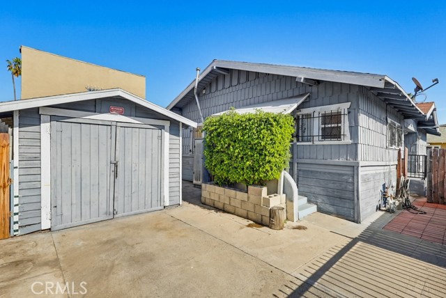 Detail Gallery Image 17 of 20 For 3941 Wisconsin, Los Angeles,  CA 90037 - 2 Beds | 1/1 Baths