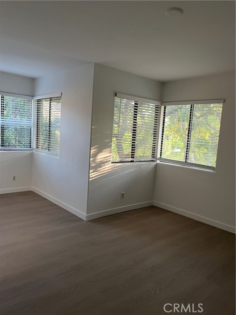 29752 Strawberry Hill Drive, Agoura Hills CA: https://media.crmls.org/medias/96b282bb-86bb-4fd0-b29c-dd61fdd26742.jpg