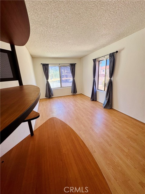 Detail Gallery Image 3 of 16 For 38252 La Loma Ave, Palmdale,  CA 93551 - 3 Beds | 3 Baths