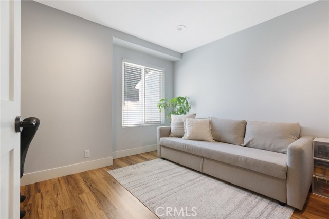 Detail Gallery Image 19 of 23 For 390 Deerfield, Irvine,  CA 92606 - 2 Beds | 1/1 Baths