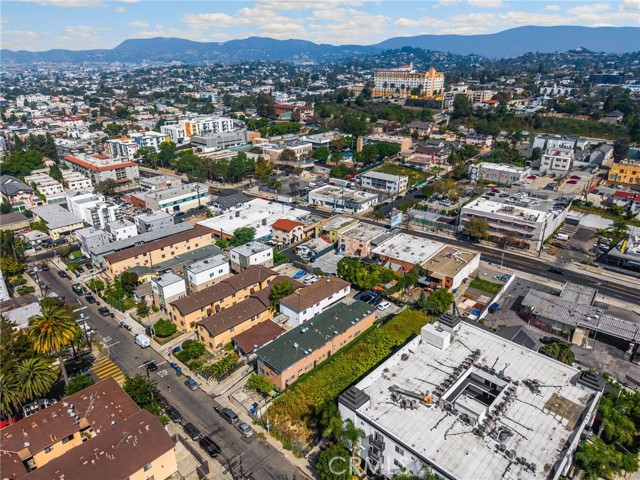 Detail Gallery Image 11 of 17 For 2113 W Court, Los Angeles,  CA 90026 - – Beds | – Baths