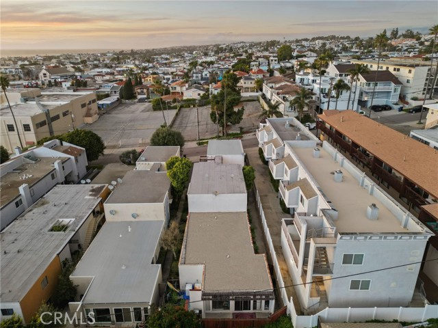 916 1st Street, Hermosa Beach, California 90254, ,Residential Income,Sold,1st,SR24042910