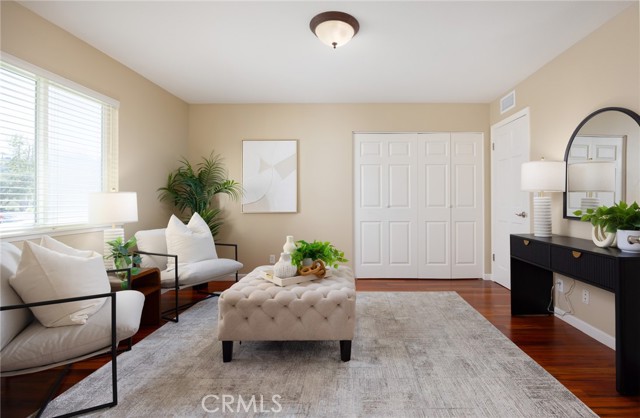 1032 Saint John Place, North Tustin CA: https://media.crmls.org/medias/96b3a997-1086-478f-baa6-8c650ed6ae45.jpg