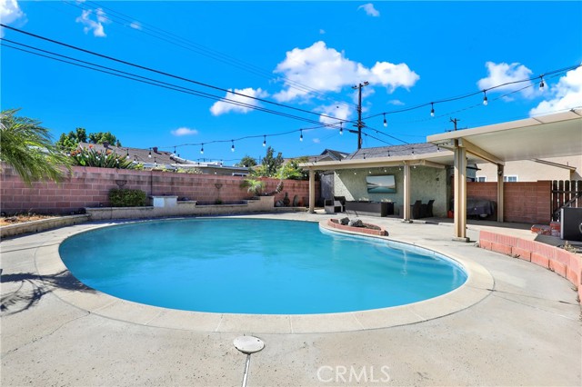 Detail Gallery Image 2 of 40 For 8014 Calendula, Buena Park,  CA 90620 - 3 Beds | 1 Baths