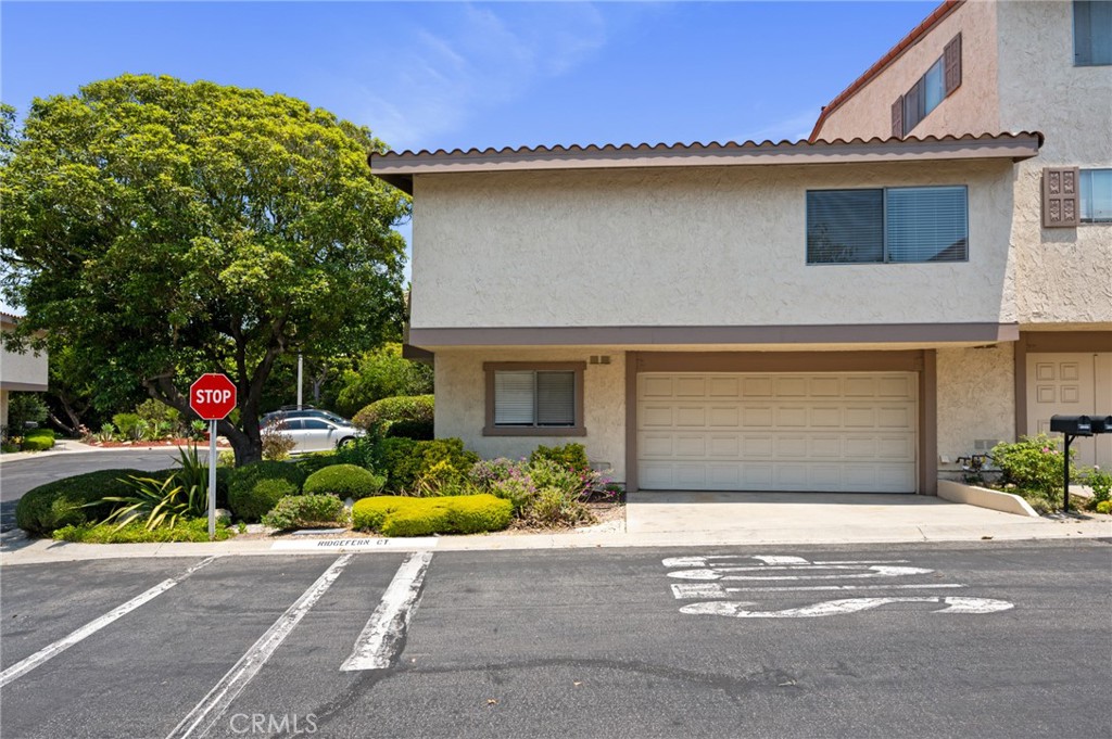 28100 Ridgefern Court #48