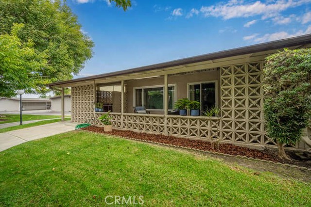 Detail Gallery Image 4 of 29 For 13361 El Dorado Dr 201f,  Seal Beach,  CA 90740 - 2 Beds | 1 Baths