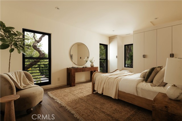 Image 22 of 50 For 12162 Laurel Terrace Drive