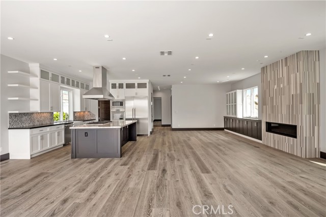 509 Marine Avenue, Manhattan Beach, California 90266, 6 Bedrooms Bedrooms, ,2 BathroomsBathrooms,Residential,Sold,Marine,SB21082532