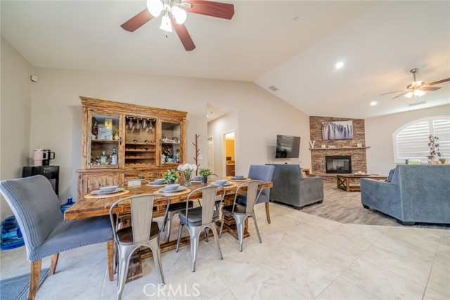 13546 Rincon Road, Apple Valley CA: https://media.crmls.org/medias/96b96753-8c87-4db1-b222-c147d03e7cb8.jpg