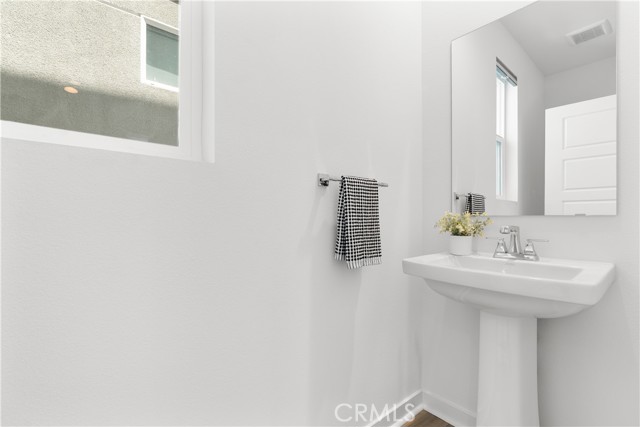 241 Goldfinch, Rancho Mission Viejo CA: https://media.crmls.org/medias/96b98f6d-6d10-4c59-9e77-1ba34647c6e8.jpg