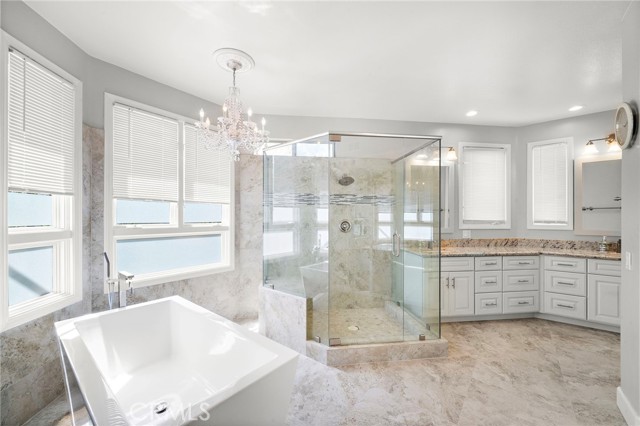 19025 Bayhill Lane, Huntington Beach CA: https://media.crmls.org/medias/96ba3a54-ace0-4bd9-a69b-797c7d060300.jpg