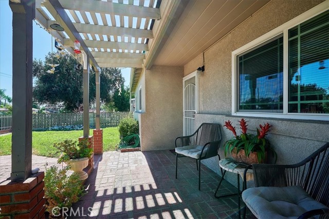 Detail Gallery Image 3 of 32 For 2249 S Towne Ave, Pomona,  CA 91766 - 4 Beds | 2 Baths