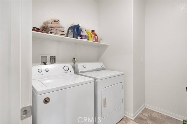 12628 Ojo Caliente Street, Victorville CA: https://media.crmls.org/medias/96ba9049-f1da-4d35-b574-504b08323ad3.jpg