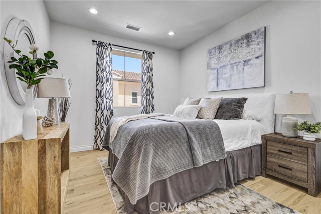 Image 24 of 30 For 131 Okra  