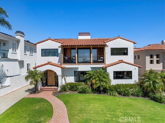 554 S Helberta Avenue, Redondo Beach CA: https://media.crmls.org/medias/96badba6-c561-4aaa-afaf-c209627063d0.jpg