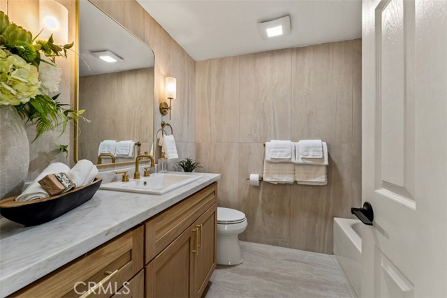 Detail Gallery Image 12 of 14 For 12 Woodleaf, Irvine,  CA 92614 - 3 Beds | 2 Baths