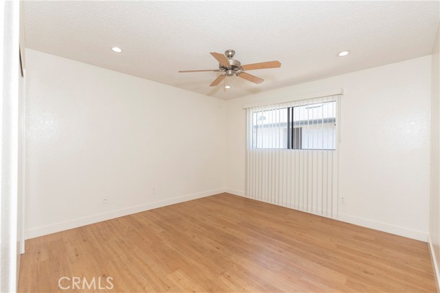 Detail Gallery Image 10 of 16 For 1029 W 161st St #E,  Gardena,  CA 90247 - 2 Beds | 1 Baths