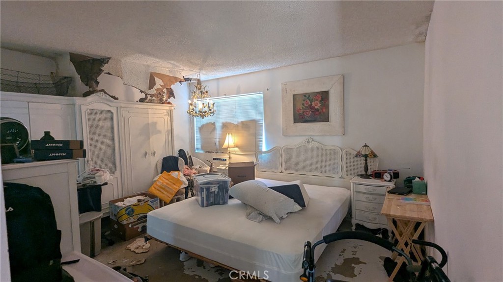 https://media.crmls.org/medias/96beca2b-f72b-45c5-98b6-a5b2474a69b4.jpg?preset=X-Large