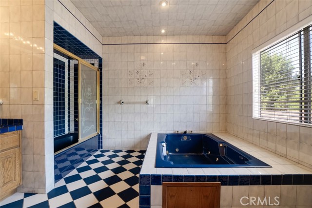 Image 37 of 58 For 2205 Catalina Street