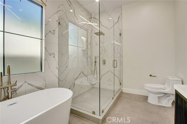 Detail Gallery Image 36 of 75 For 7714 Lasaine Ave, Northridge,  CA 91325 - 3 Beds | 3/1 Baths