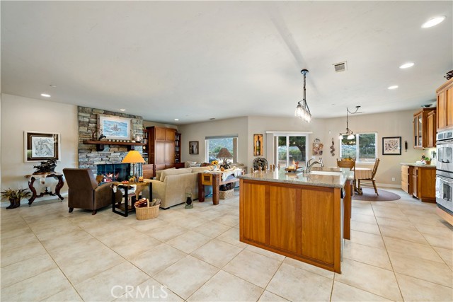 Detail Gallery Image 12 of 49 For 10204 Mount Olympus Valley Rd, Fallbrook,  CA 92028 - 3 Beds | 2/1 Baths