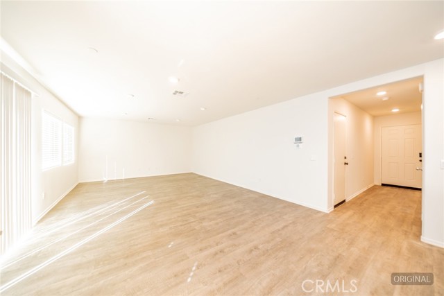 Detail Gallery Image 3 of 33 For 1221 Justice, Hemet,  CA 92543 - 3 Beds | 2/1 Baths