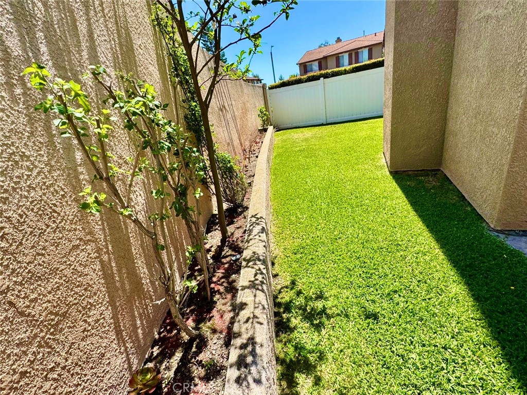 https://media.crmls.org/medias/96c04c03-a2ad-40b0-887a-3d982bc30a99.jpg?preset=X-Large