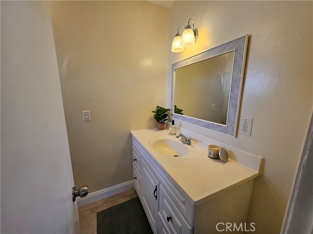 Detail Gallery Image 23 of 29 For 1381 Burwood St, La Habra,  CA 90631 - 2 Beds | 2 Baths