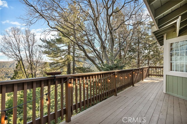 Detail Gallery Image 16 of 40 For 24502 Albrun Ct, Crestline,  CA 92325 - 3 Beds | 2/1 Baths