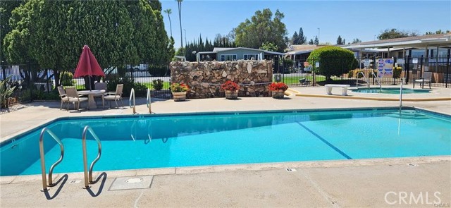 Detail Gallery Image 22 of 22 For 8811 Canoga Ave #120,  Canoga Park,  CA 91304 - 2 Beds | 1 Baths