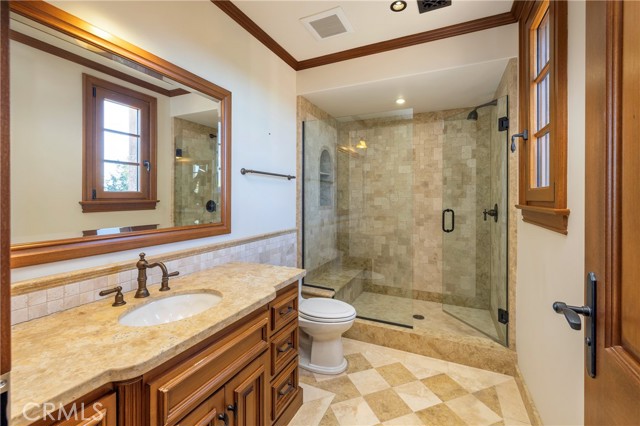 Detail Gallery Image 35 of 55 For 97 Canyon, Irvine,  CA 92603 - 6 Beds | 6/2 Baths