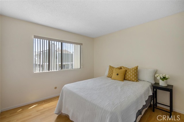 Detail Gallery Image 11 of 24 For 27070 Hidaway Ave #5,  Canyon Country,  CA 91351 - 2 Beds | 1/1 Baths