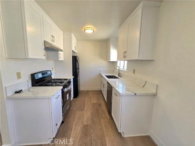 Detail Gallery Image 4 of 18 For 15807 Brighton Ave #3,  Gardena,  CA 90247 - 2 Beds | 1 Baths