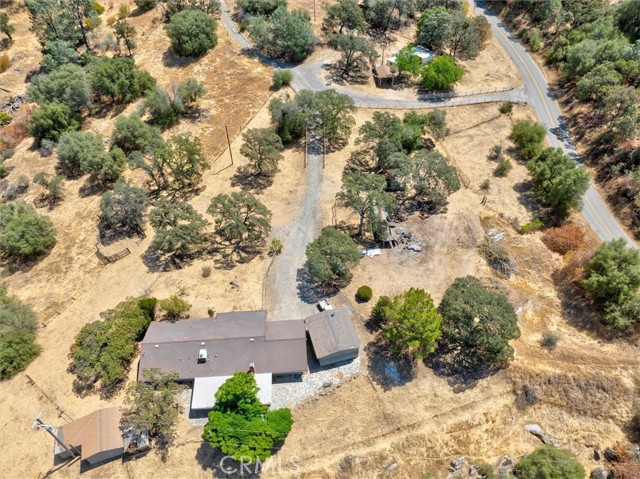 37876 Road 600, Raymond CA: https://media.crmls.org/medias/96c4663a-92e8-4c22-86e4-1c090a7b25d5.jpg