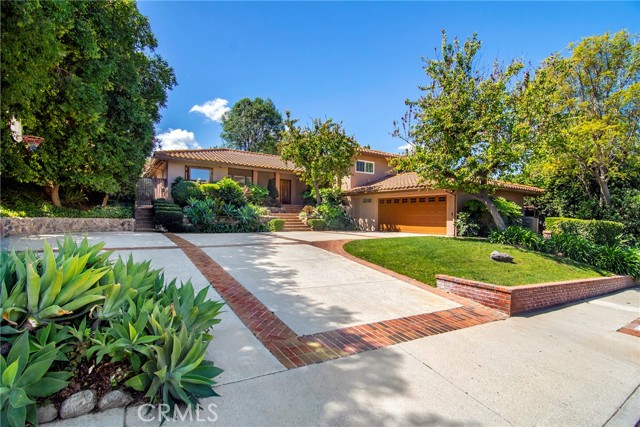 Front Image Thumbnail for CRSR26080852