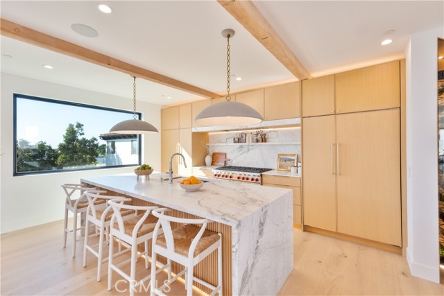 Detail Gallery Image 2 of 54 For 707 2nd St, Hermosa Beach,  CA 90254 - 4 Beds | 4/1 Baths