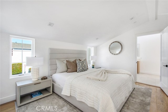 1103 Balboa Avenue, Newport Beach CA: https://media.crmls.org/medias/96c6737c-4c1d-4b8d-9ab9-1d6563bc2448.jpg