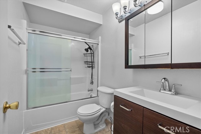 Detail Gallery Image 12 of 24 For 2491 Purdue Ave #107,  Los Angeles,  CA 90064 - 1 Beds | 1 Baths