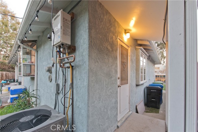 Detail Gallery Image 23 of 29 For 10851 Woodbine, Los Angeles,  CA 90034 - 2 Beds | 1 Baths