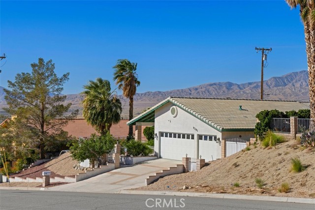 Detail Gallery Image 6 of 29 For 9281 Valencia Dr, Desert Hot Springs,  CA 92240 - 3 Beds | 2 Baths