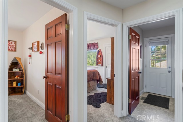 Detail Gallery Image 10 of 18 For 26520 Walnut Hills Dr, Lake Arrowhead,  CA 92391 - 3 Beds | 2/1 Baths
