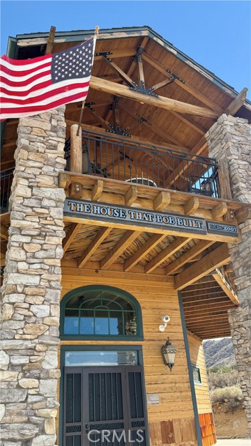 Detail Gallery Image 5 of 68 For 275 Canyon, Pinon Hills,  CA 92371 - 3 Beds | 2/1 Baths